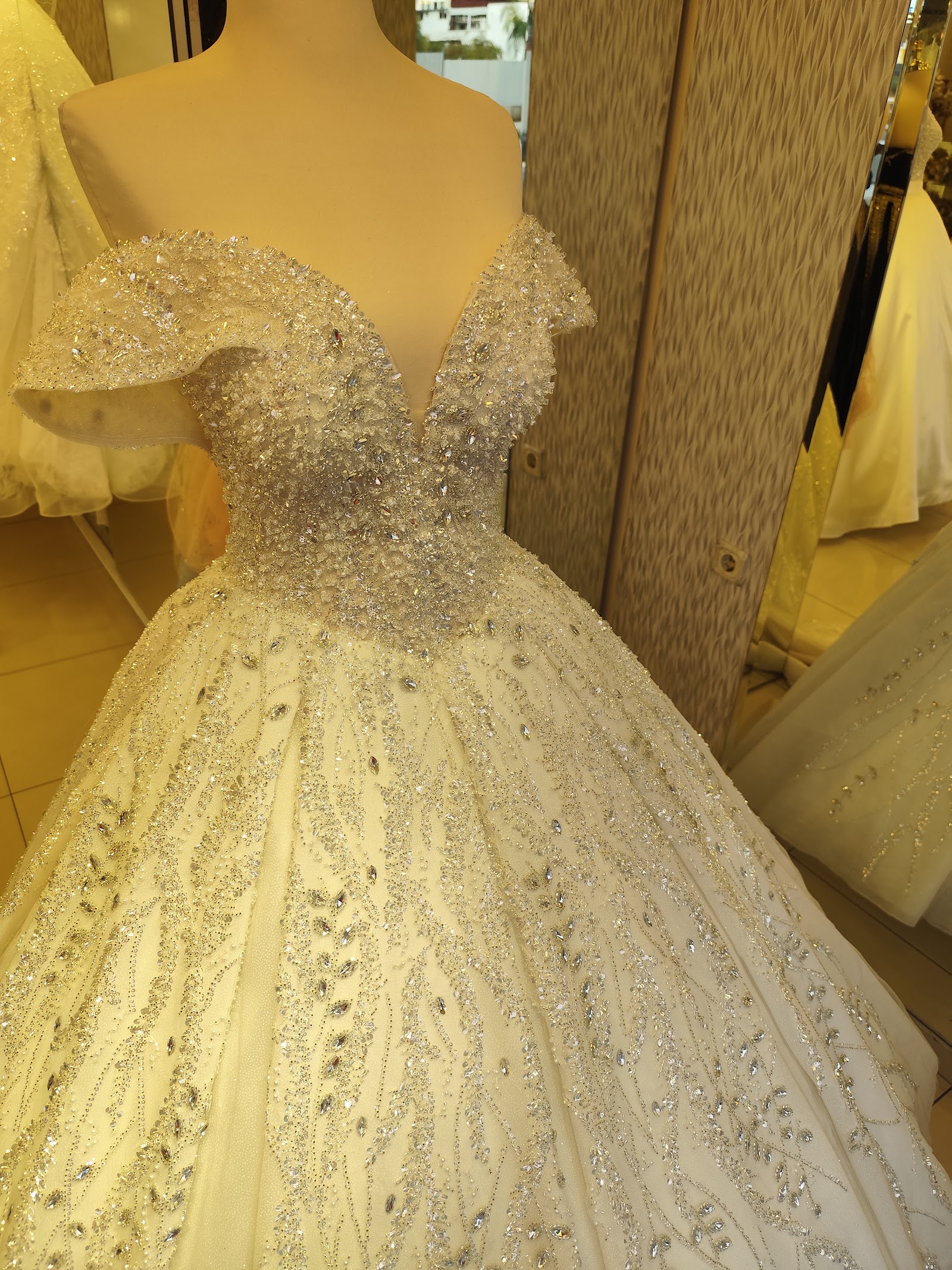 Ceren Moda Evi