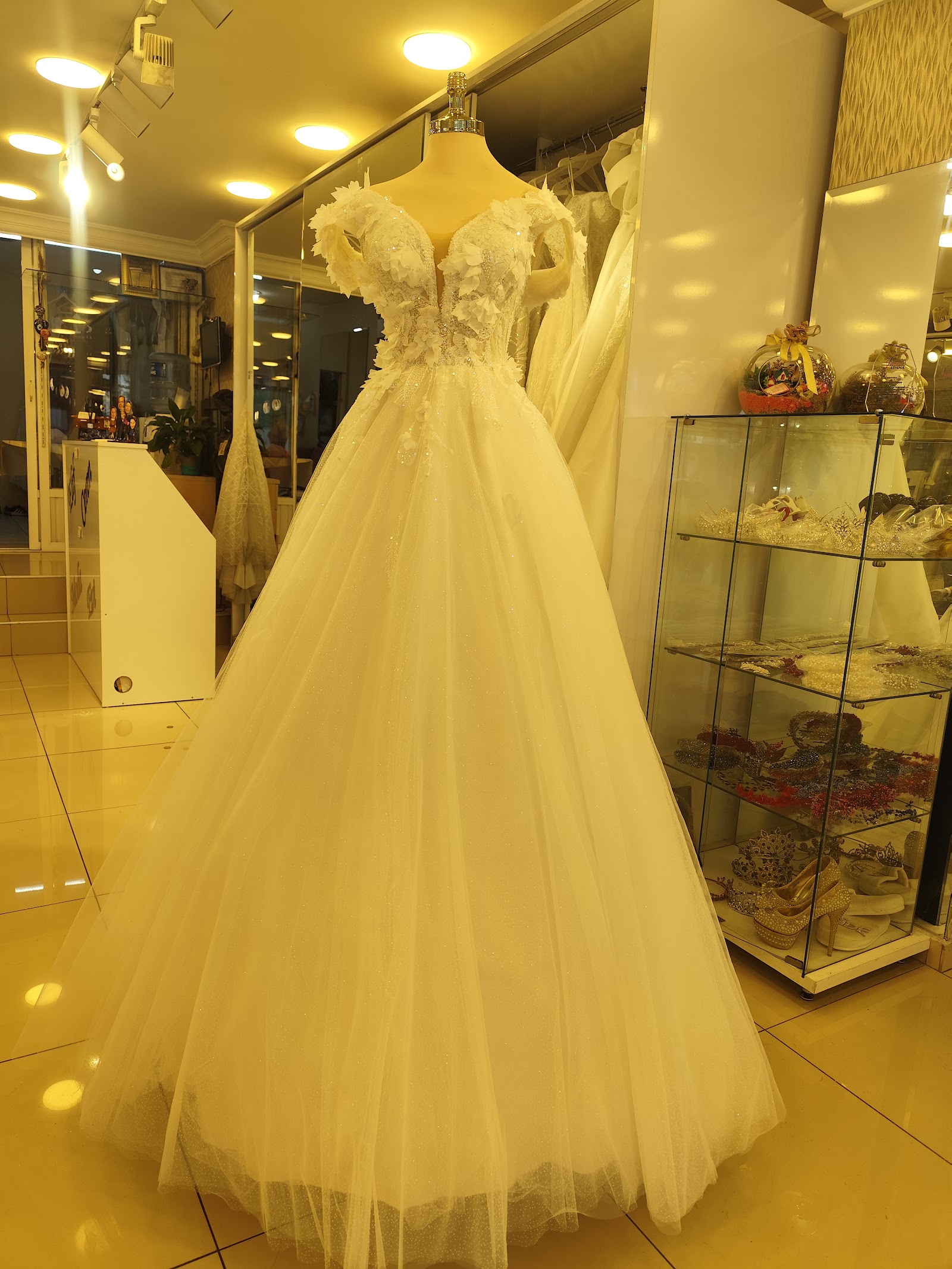 Ceren Moda Evi kır düğünü mekanı — Akdeniz