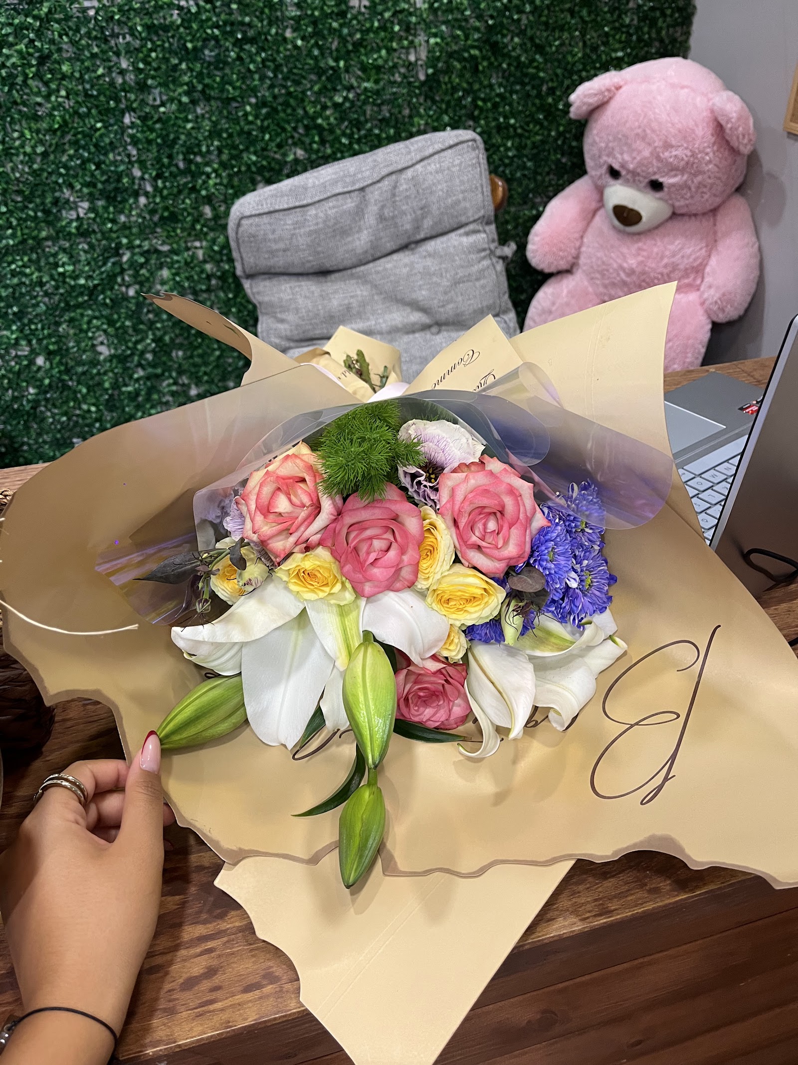 D.A. Flower Shop