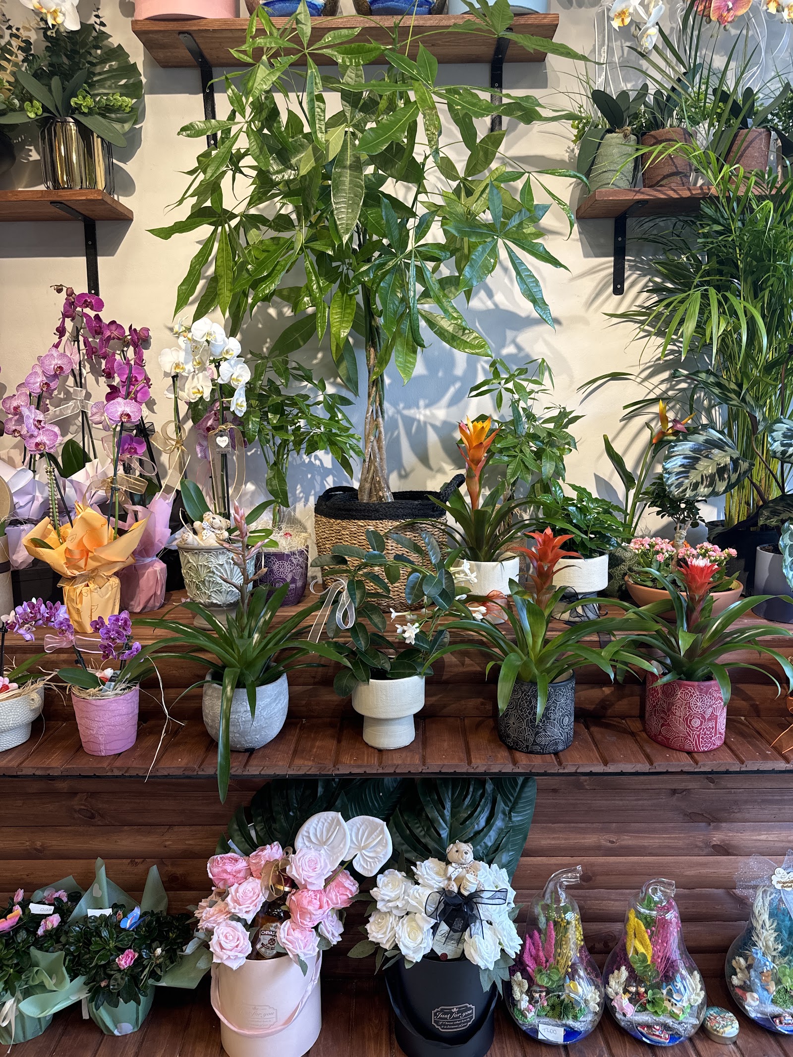 D.A. Flower Shop