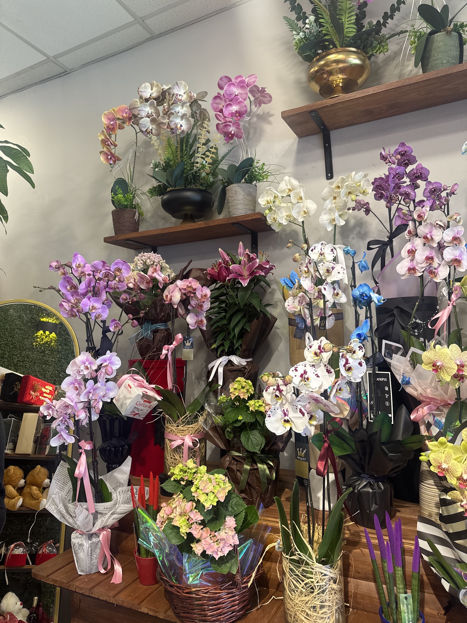 D.A. Flower Shop