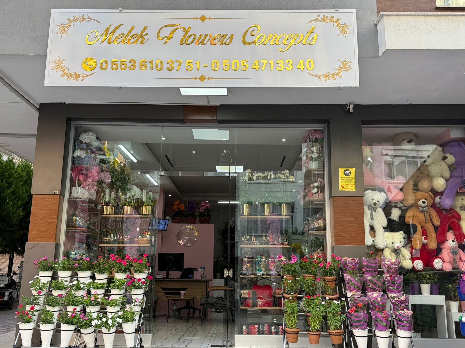 Melek Flowers Concepts kır düğünü mekanı — Mezitli