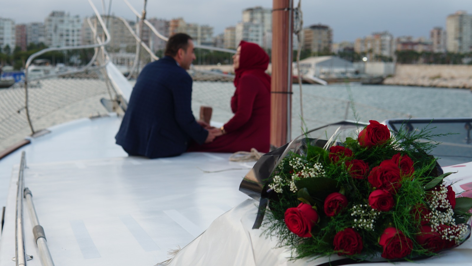 Mersin Yat Kiralama Teknebudur Evlilik Teklifi